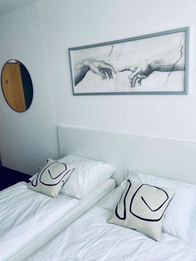 Apartmany Bryksova Prague Extérieur photo
