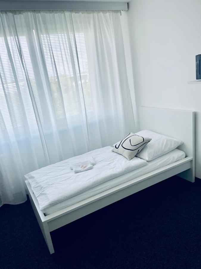 Apartmany Bryksova Prague Extérieur photo