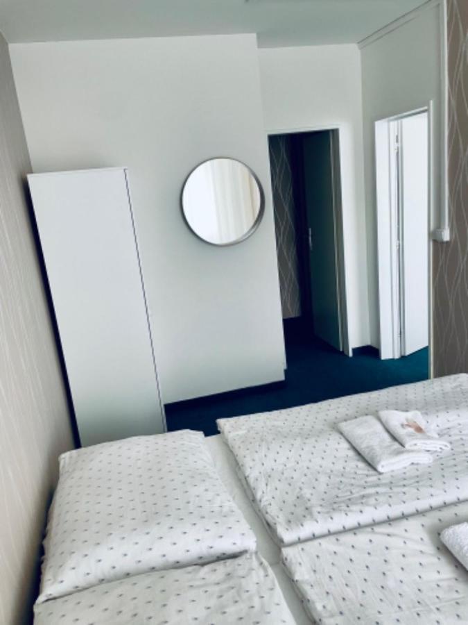 Apartmany Bryksova Prague Extérieur photo